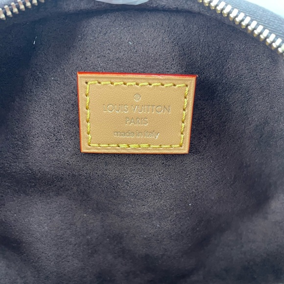 ♥️Brand New AUTHENTIC  Louis Vuitton Mini Bumbag - Picture 5 of 7